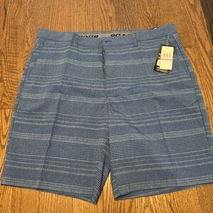 PGA Tour Men's Blue Patterned Shorts